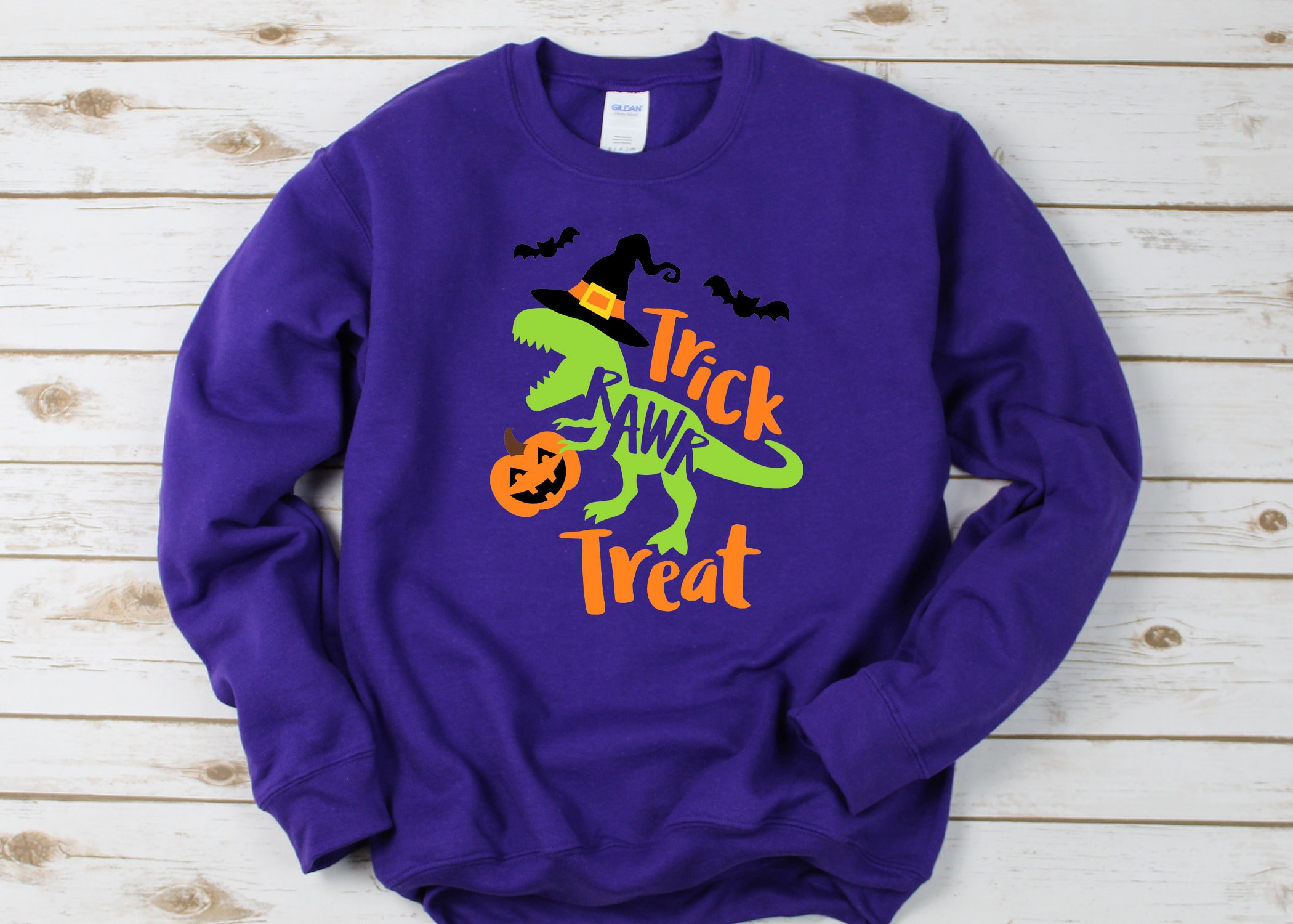 Trick Or Treat Saurus With Pumpkin Halloween Shirt