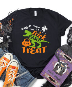 Halloween Trick RAWR Treat Dinosaur Party Hocus Pocus Shirt
