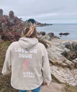 Harry Styles LOVE ON TOUR Lightning Bolt Retro Sweatshirt