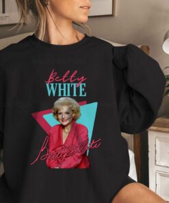 Rest In Peace Fan Horror Betty White Unisex Sweatshirt